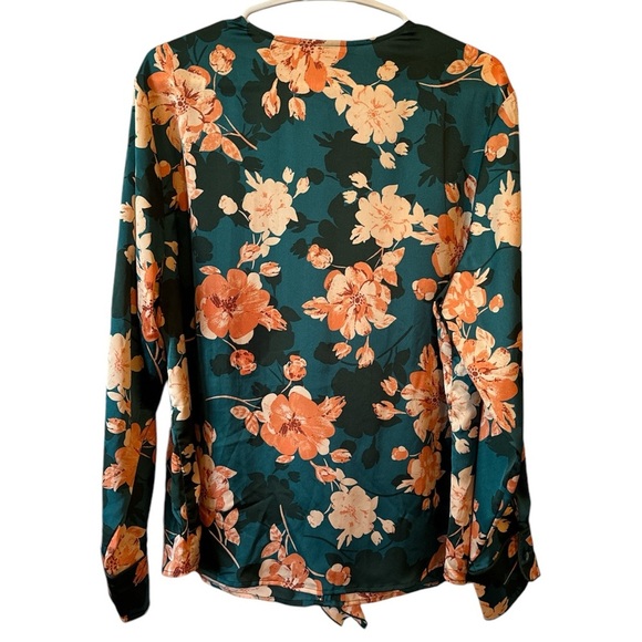 LAURIE FELT FLORAL FRONT RUFFLE BLOUSE LARGE - Picture 4 of 6